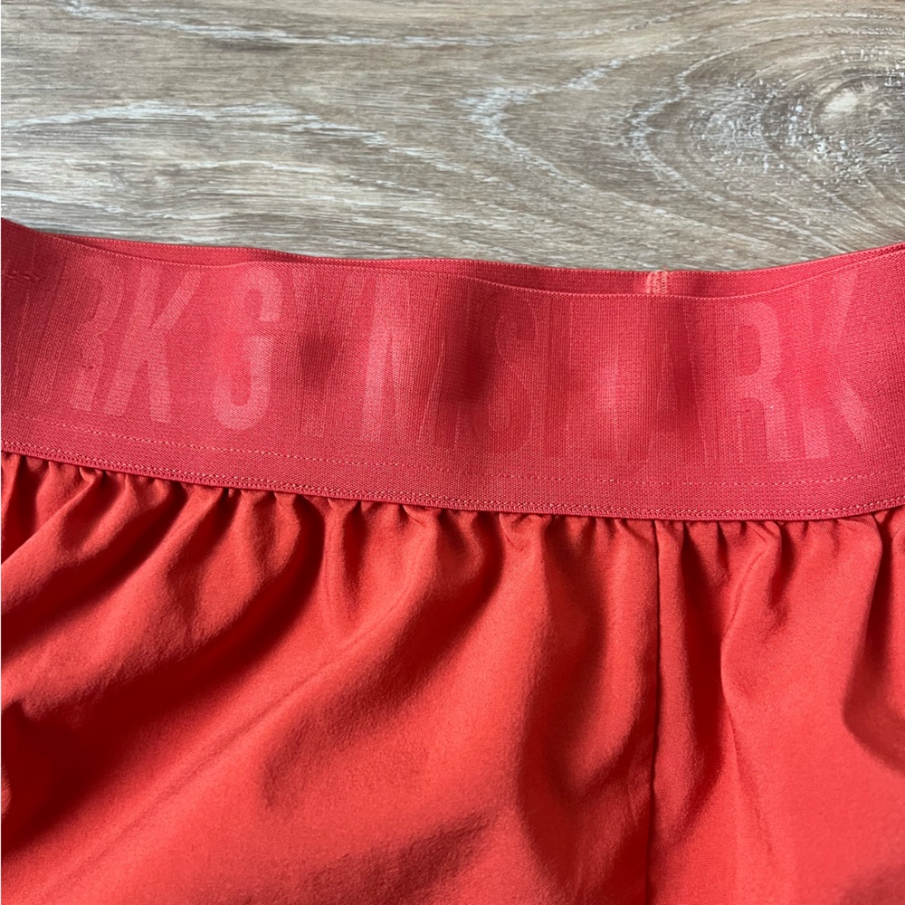 Gymshark Red TRAINING LOOSE FIT SHORTS size small - Picture 7 of 10